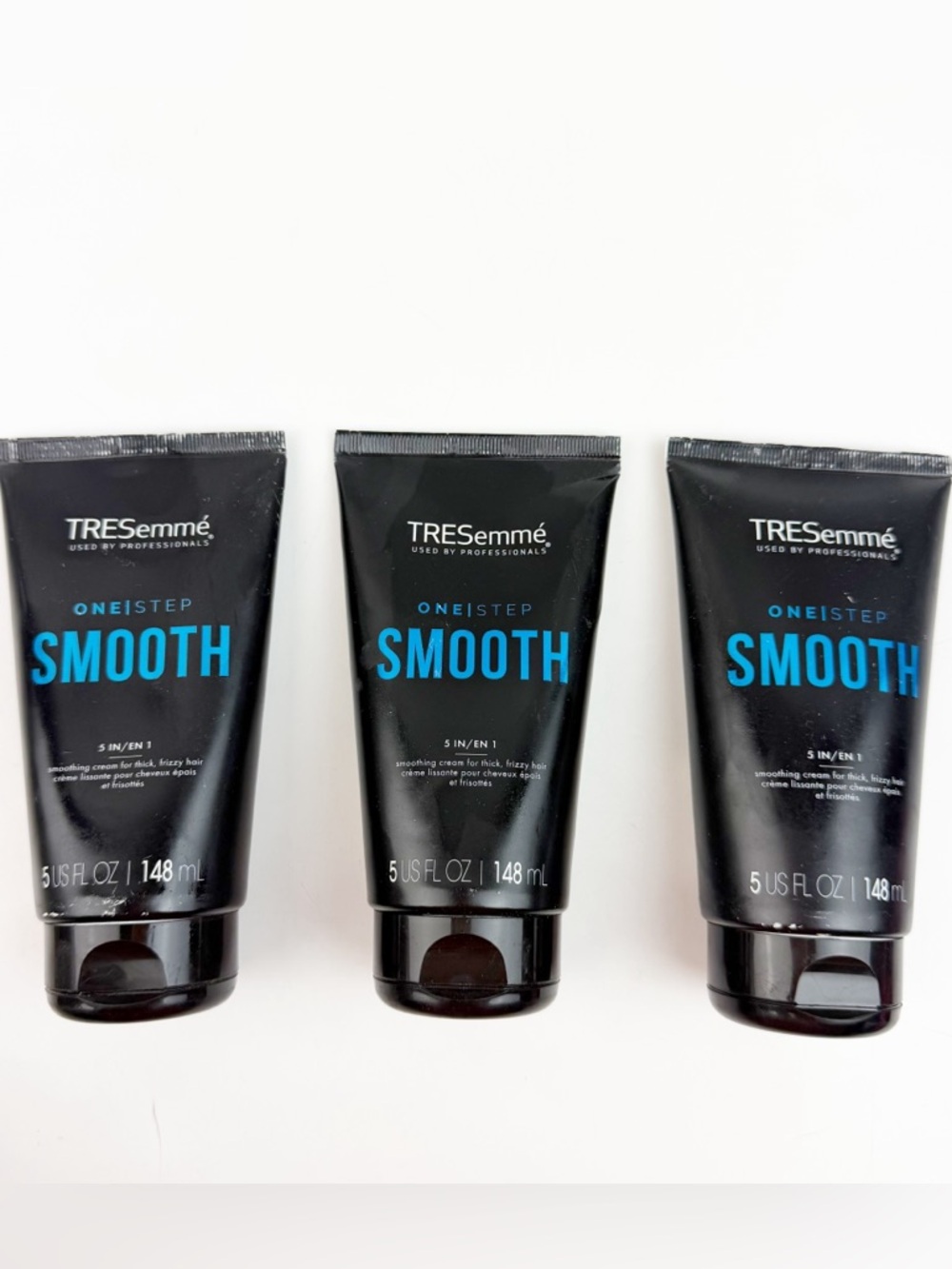 THREE TreSemme One Step Smooth 5in1 Smoothing Cream Thick Frizzy Hair 5 oz *Read